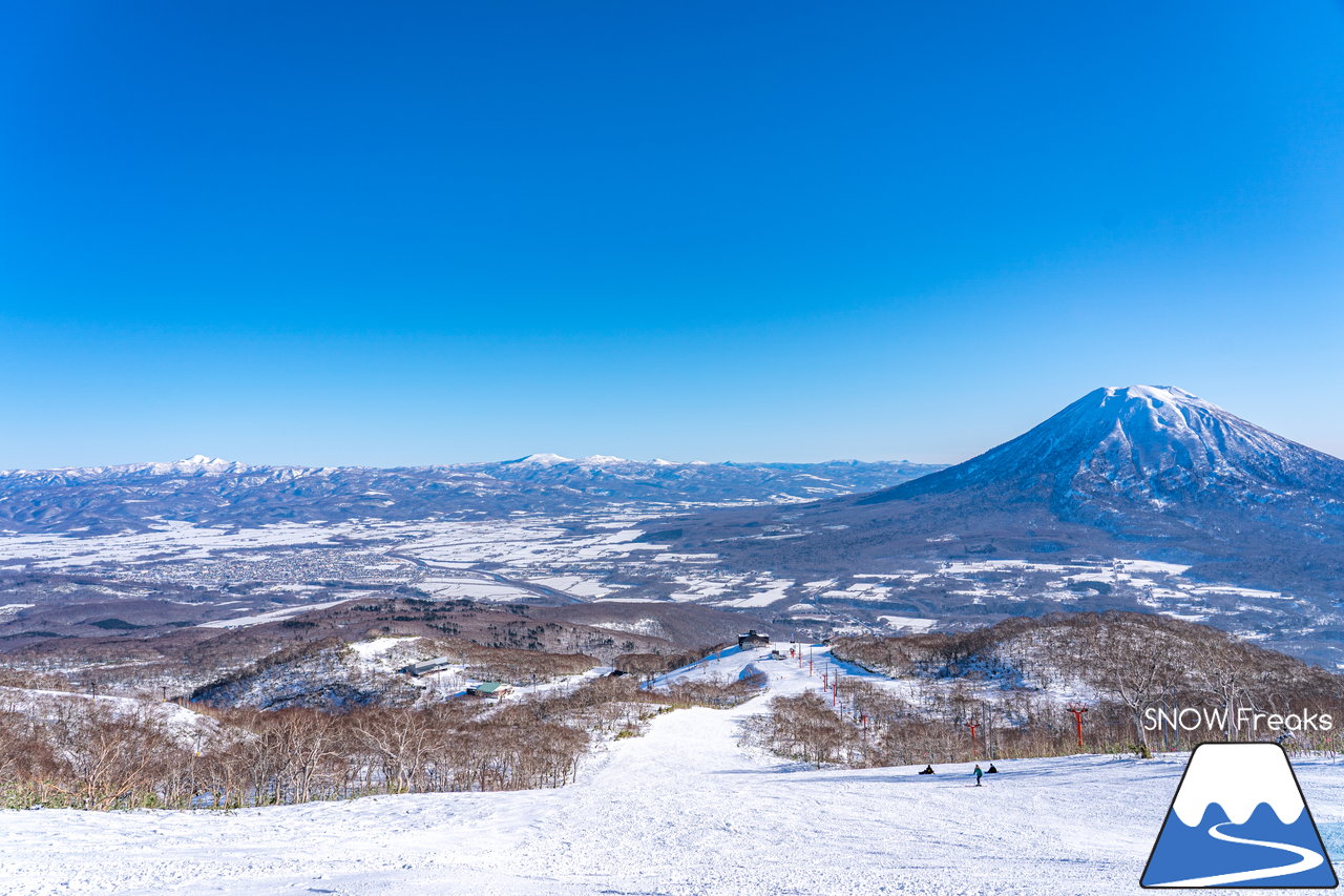 ニセコ東急グラン・ヒラフ｜標高1,000ｍの別世界。最高の青空に恵まれて、羊蹄山も丸見え、感動級の大パノラマ！